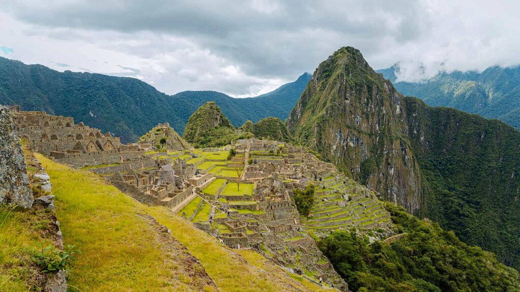 Machu Picchu in 1 Day by Train: Experience the Magic of the Incas